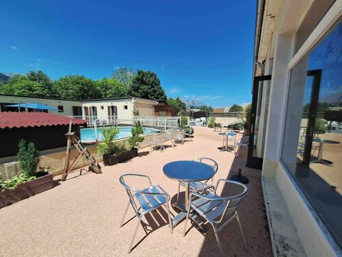 Гостиница Hôtel Le Connetable в Гапе