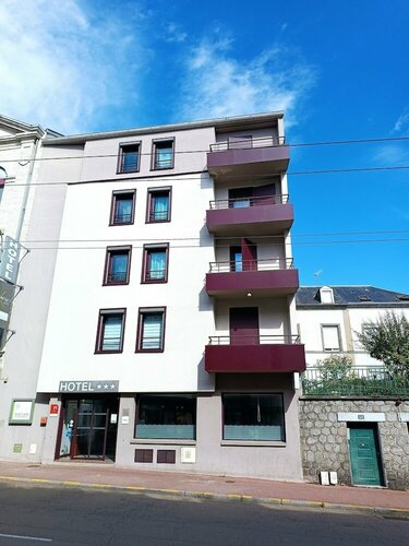 Гостиница Hotel des Deux Moulins в Лиможе