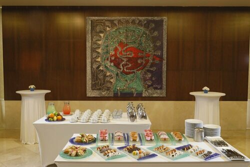 Гостиница Isg Sabiha Gokcen Airport Hotel в Тузле