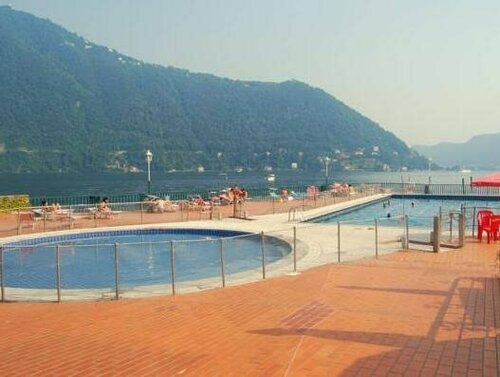 Гостиница Cernobbio Residence в Черноббьо