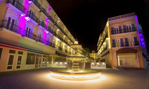 Гостиница Riviera Suites Melaka в Малакке