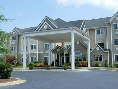 Гостиница Microtel Inn & Suites Columbus North в Коламбусе