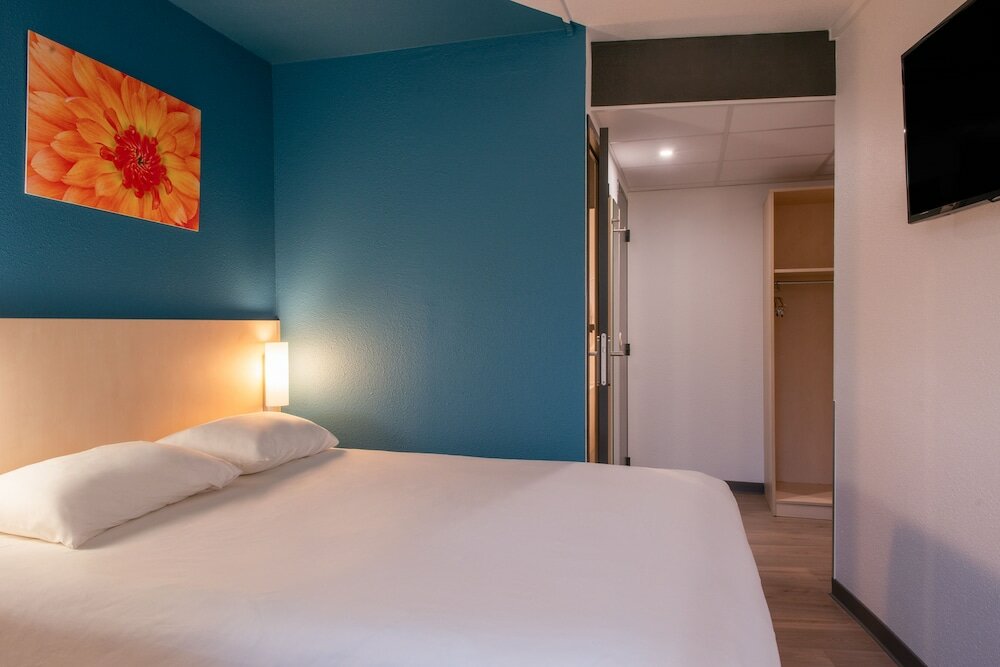 Фото Ibis budget Cannes Centre Ville