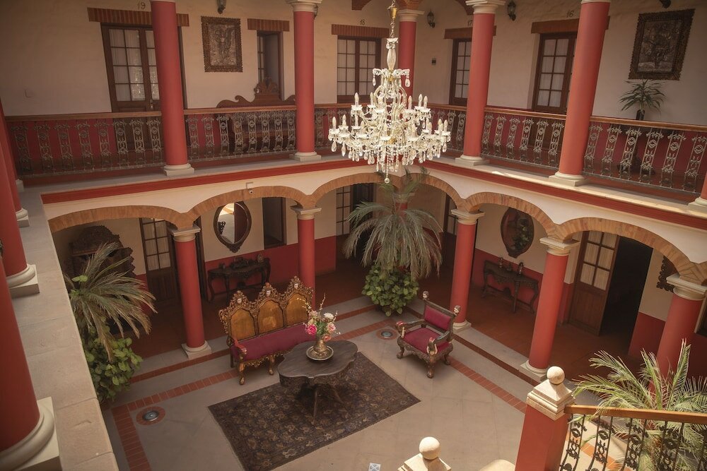 Фото Hotel Monasterio