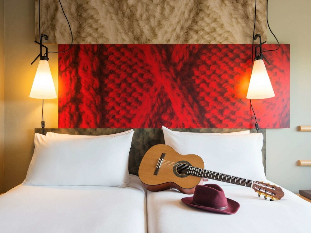 Фото Hotel ibis Schiphol Amsterdam Airport
