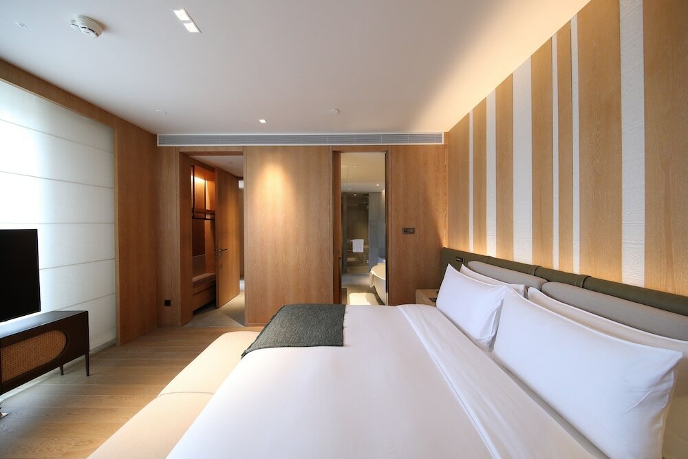 Фото Joyze Hotel Xiamen, Curio Collection by Hilton