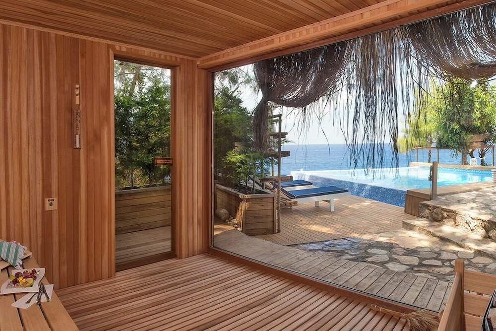 Фото Nautical Hotel