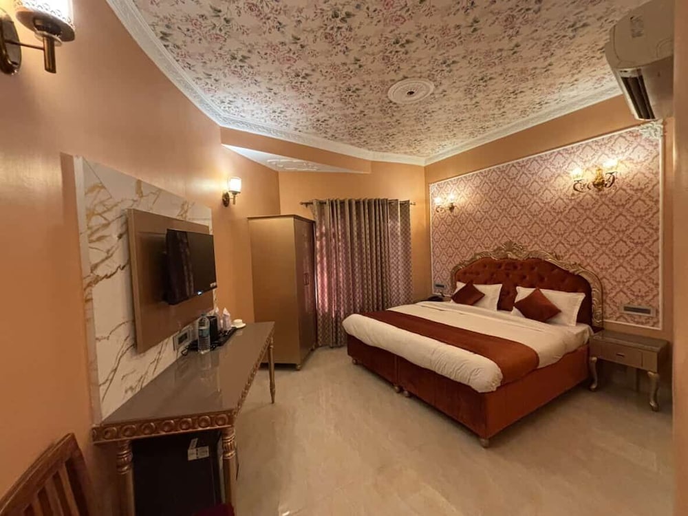 Фото Ray Of Maya Retreat and Resorts