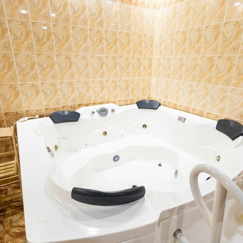 Гостиница Max в Тюменской области