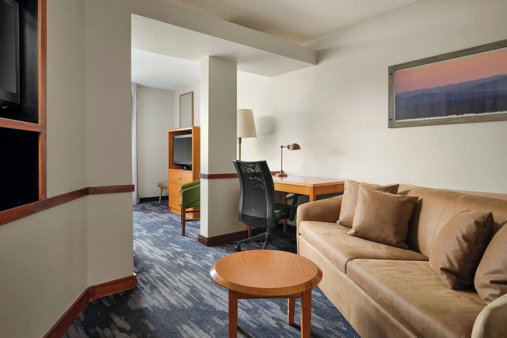 Фото Fairfield Inn and Suites by Marriott Indianapolis East