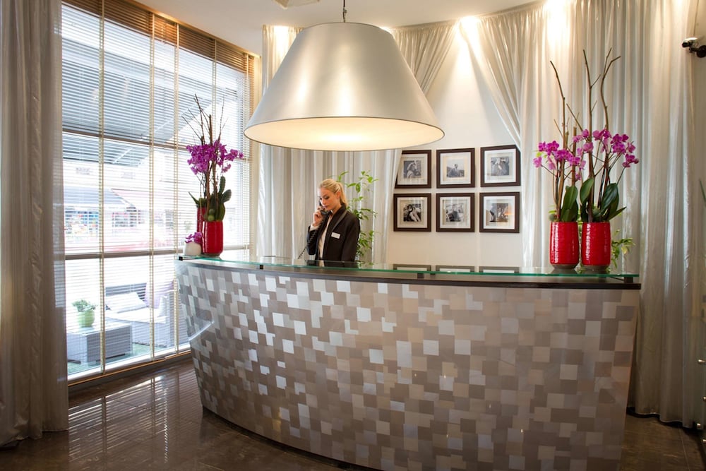 Фото Hotel Auteuil