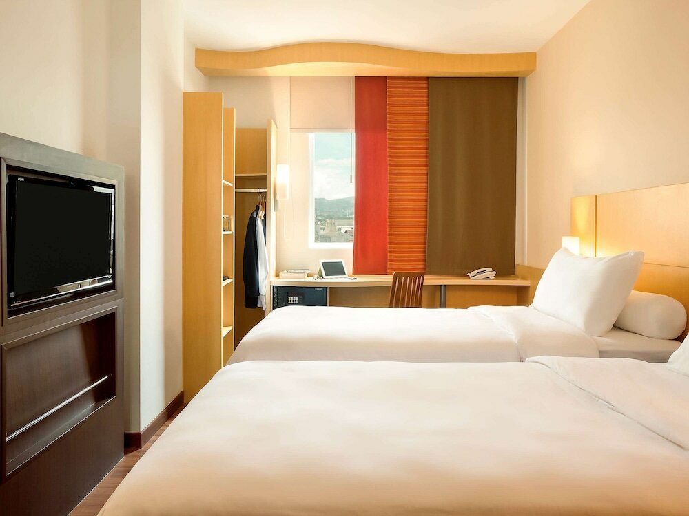 Фото Ibis Bandung Pasteur