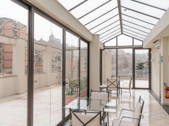 Фото Hotel Principe D'Aragona
