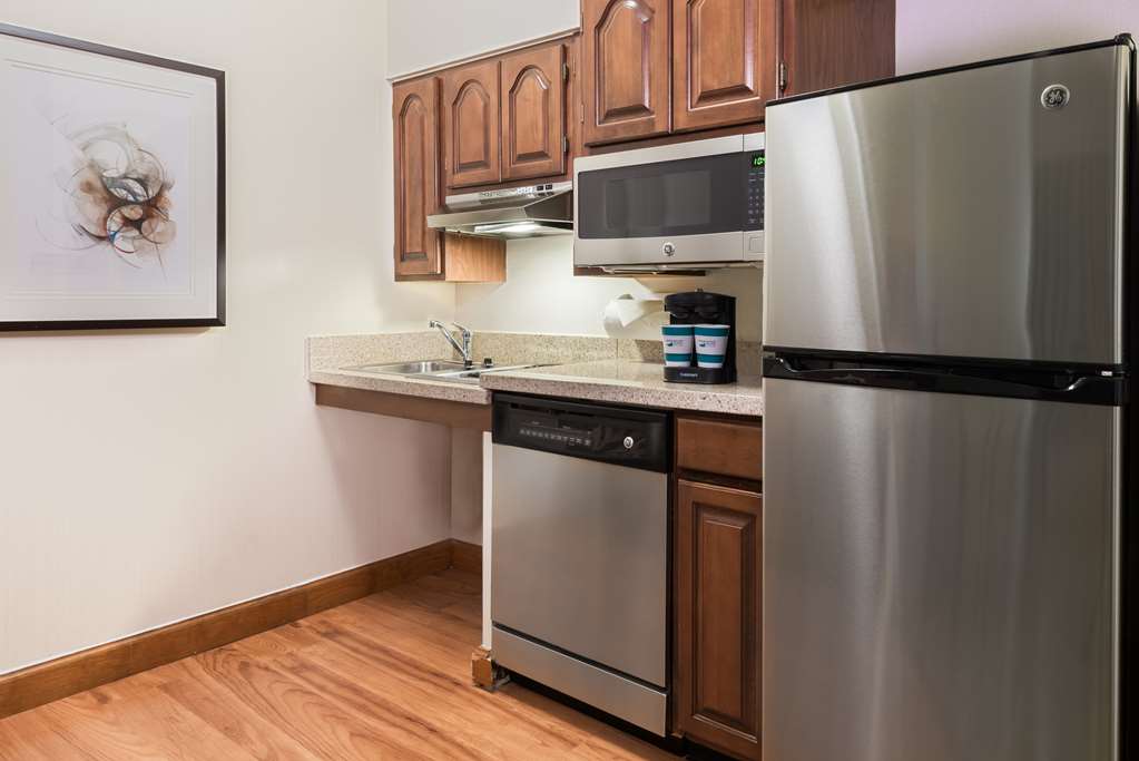 Фото Homewood Suites by Hilton Raleigh/Crabtree Valley