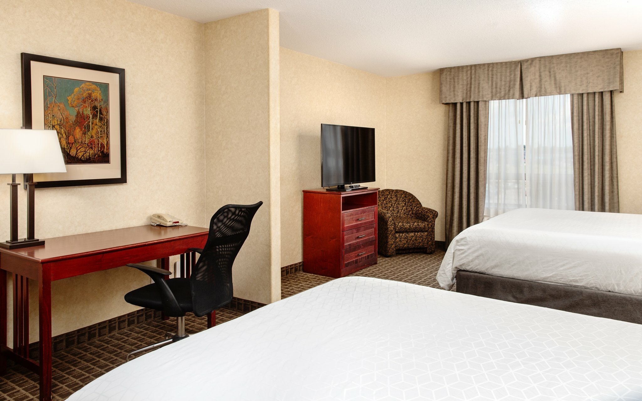 Фото Holiday Inn Express and Suites Edmonton North