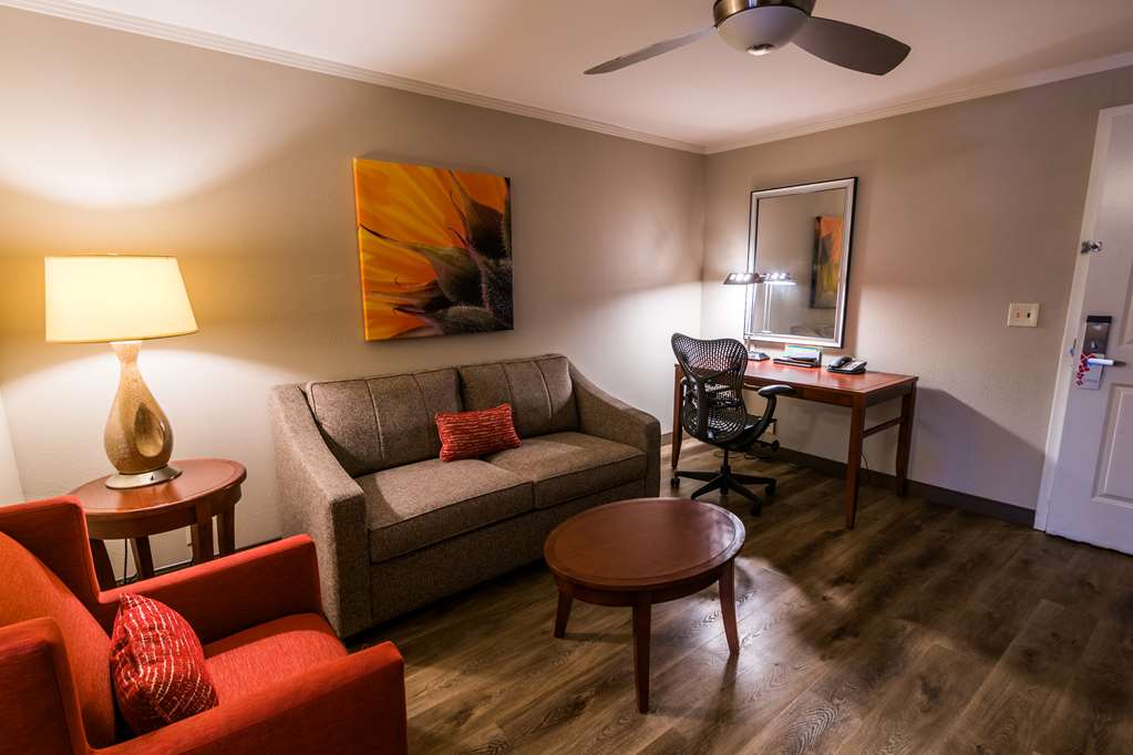 Фото Hilton Garden Inn Bowling Green