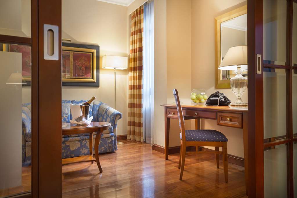 Фото Best Western Premier Hotel Astoria