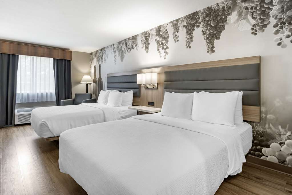 Фото Best Western Plus Vineyard Inn