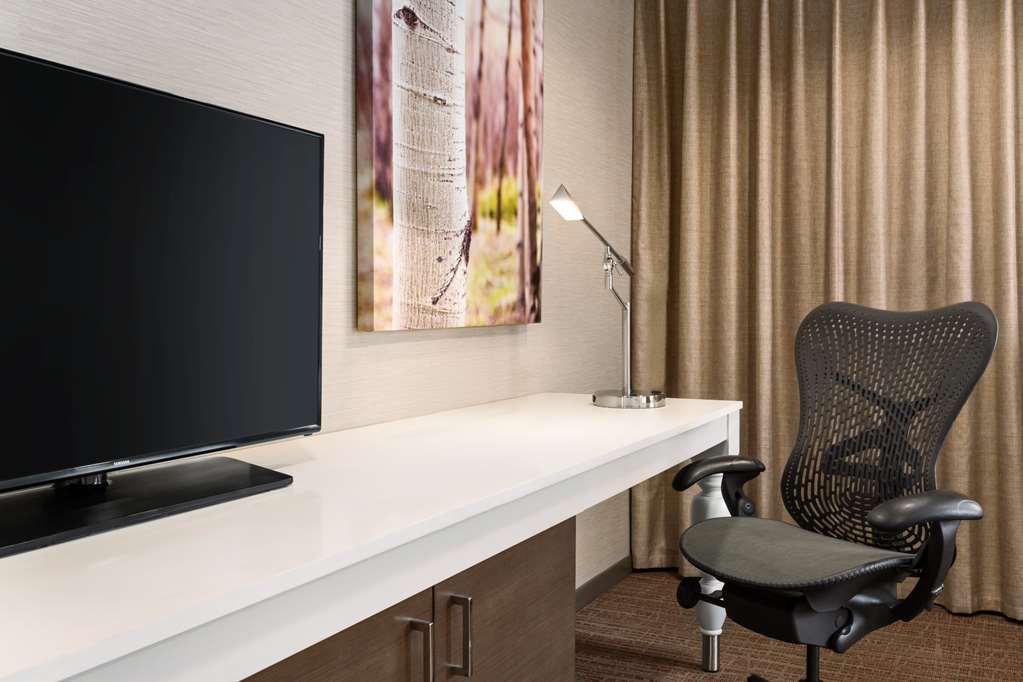 Фото Hilton Garden Inn Flagstaff
