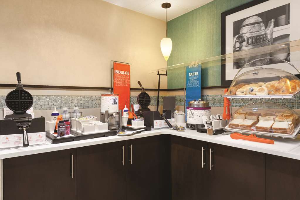 Фото Hampton Inn Orlando International Drive Convention Center