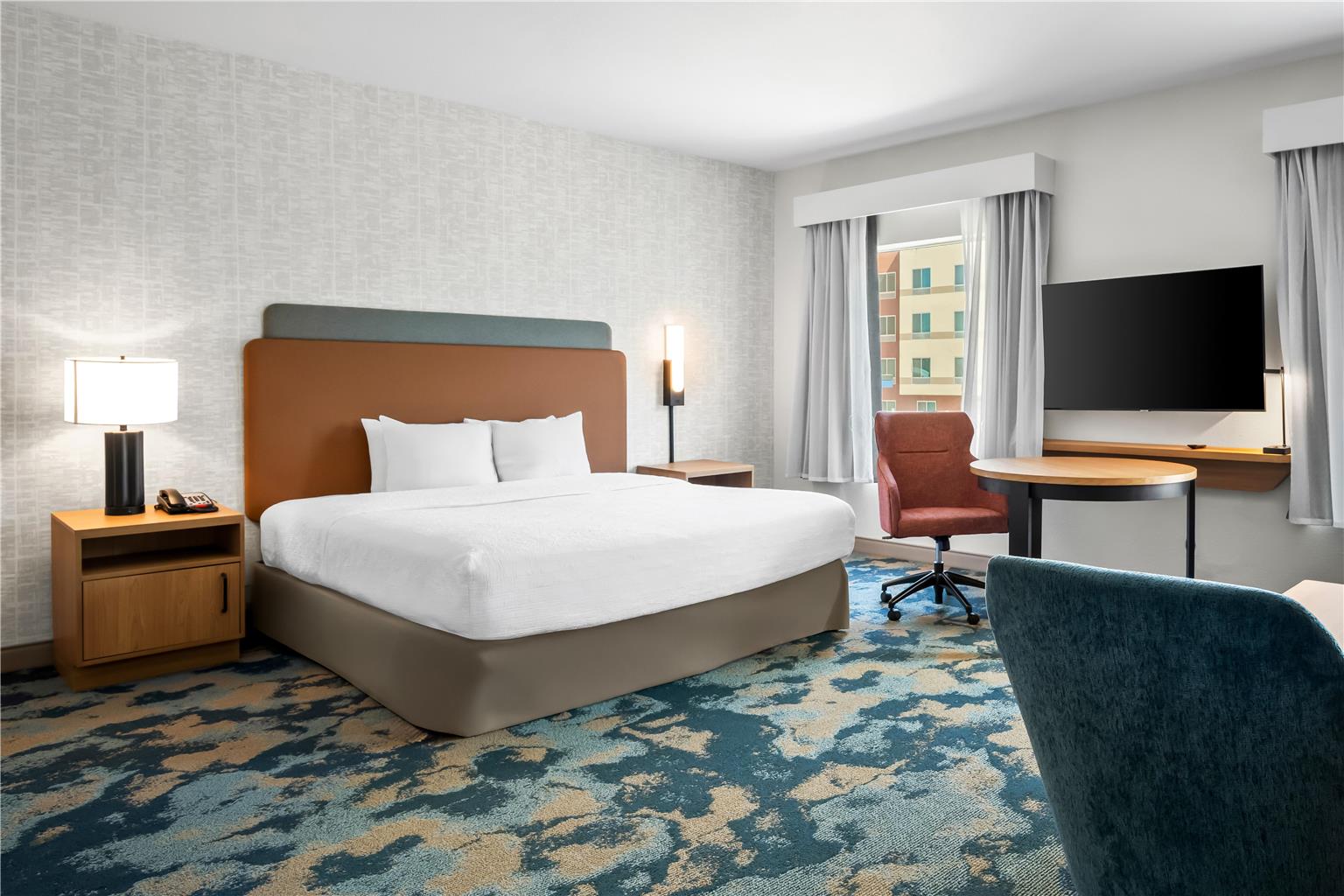 Фото Hampton Inn & Suites Waxahachie