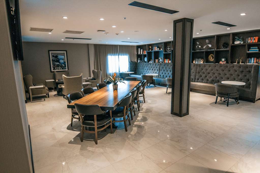 Фото DoubleTree by Hilton Lubbock University Area