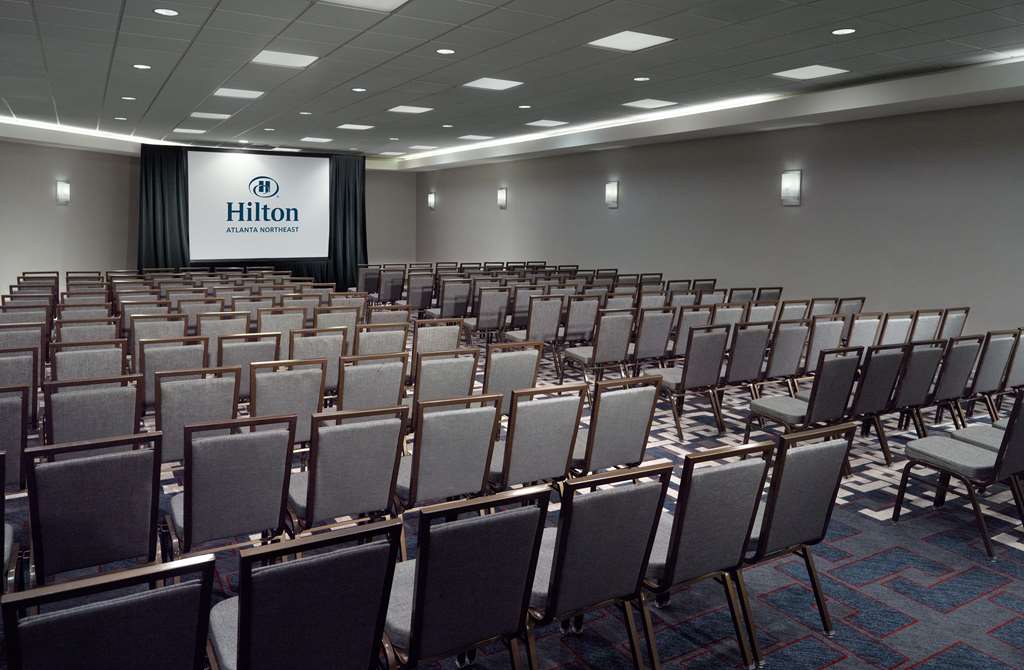 Фото Hilton Atlanta Northeast