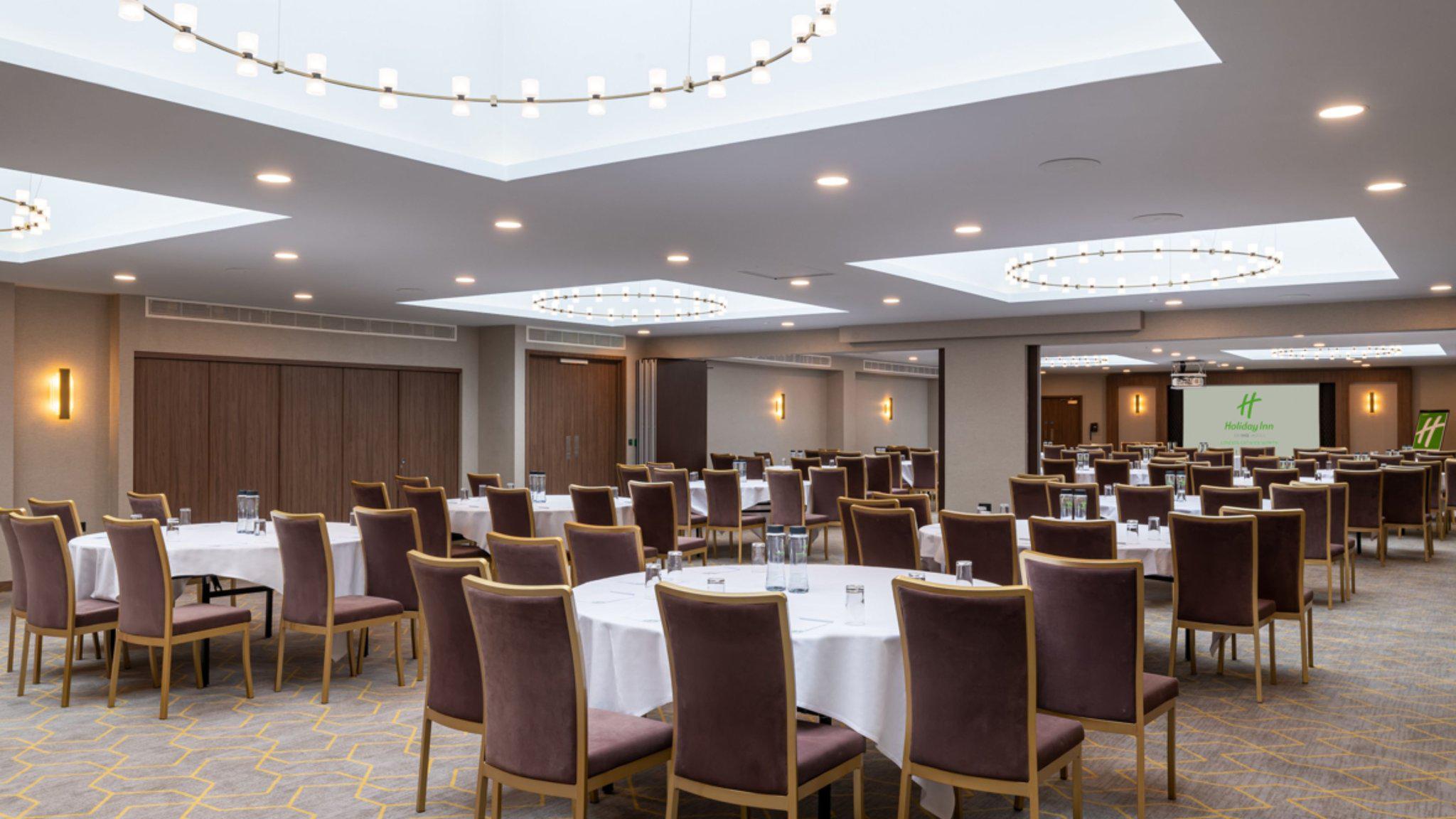 Фото Holiday Inn London Gatwick Worth