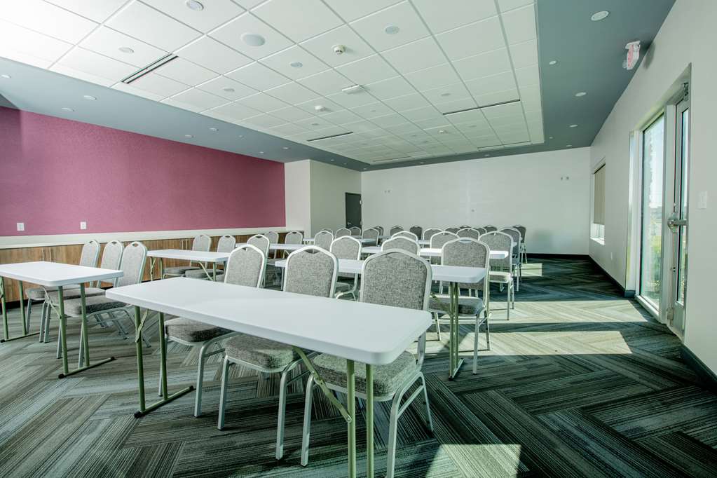 Фото Tru by Hilton The Colony Dallas