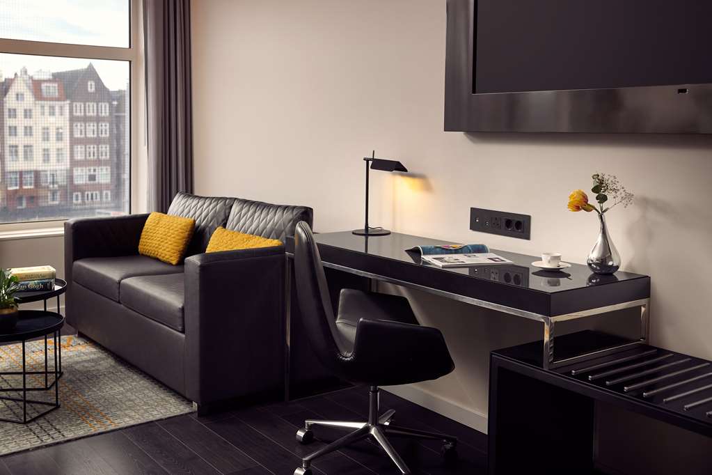 Фото Park Plaza Victoria Amsterdam