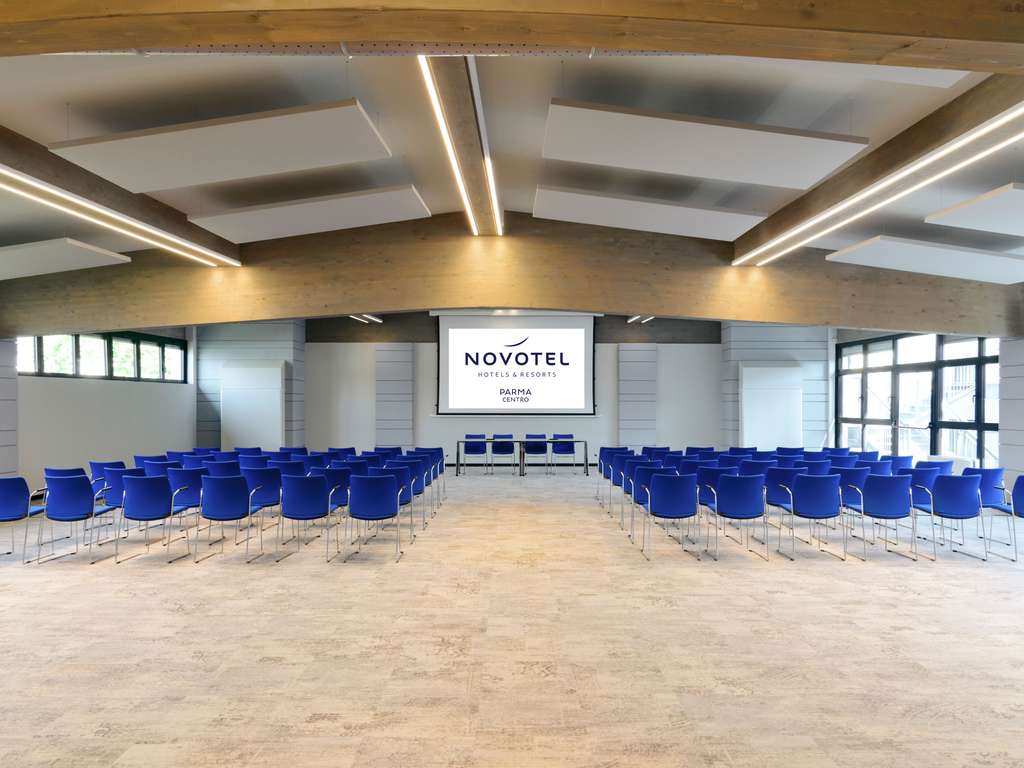 Фото Novotel Parma Centro