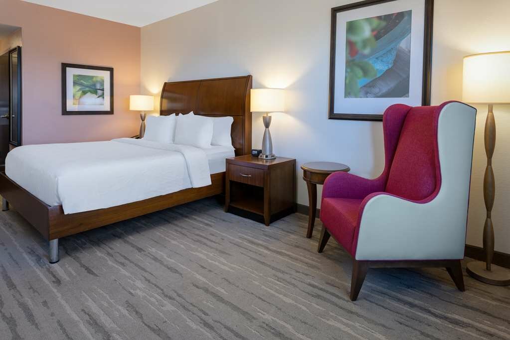 Фото Hilton Garden Inn Roanoke