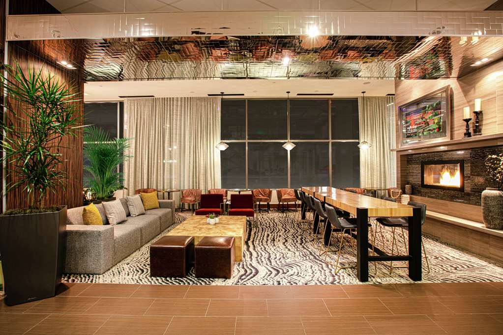 Фото Hilton Garden Inn Seattle Downtown