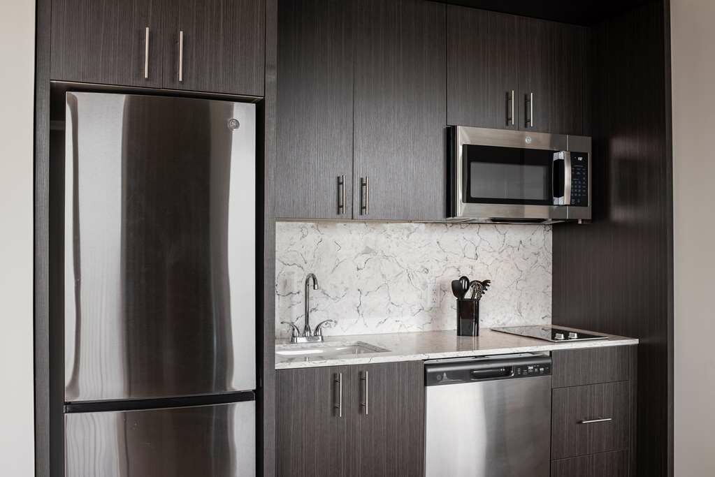 Фото Holman Riverfront Park Hotel Salem, Tapestry by Hilton