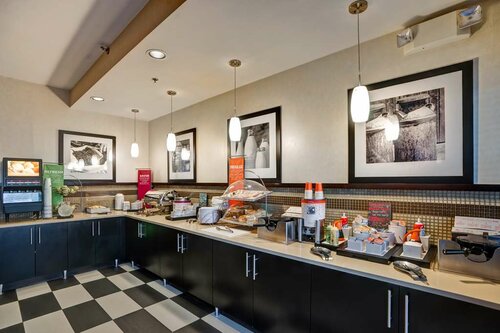 Гостиница Hampton Inn Scranton at Montage Mountain в Скрантоне