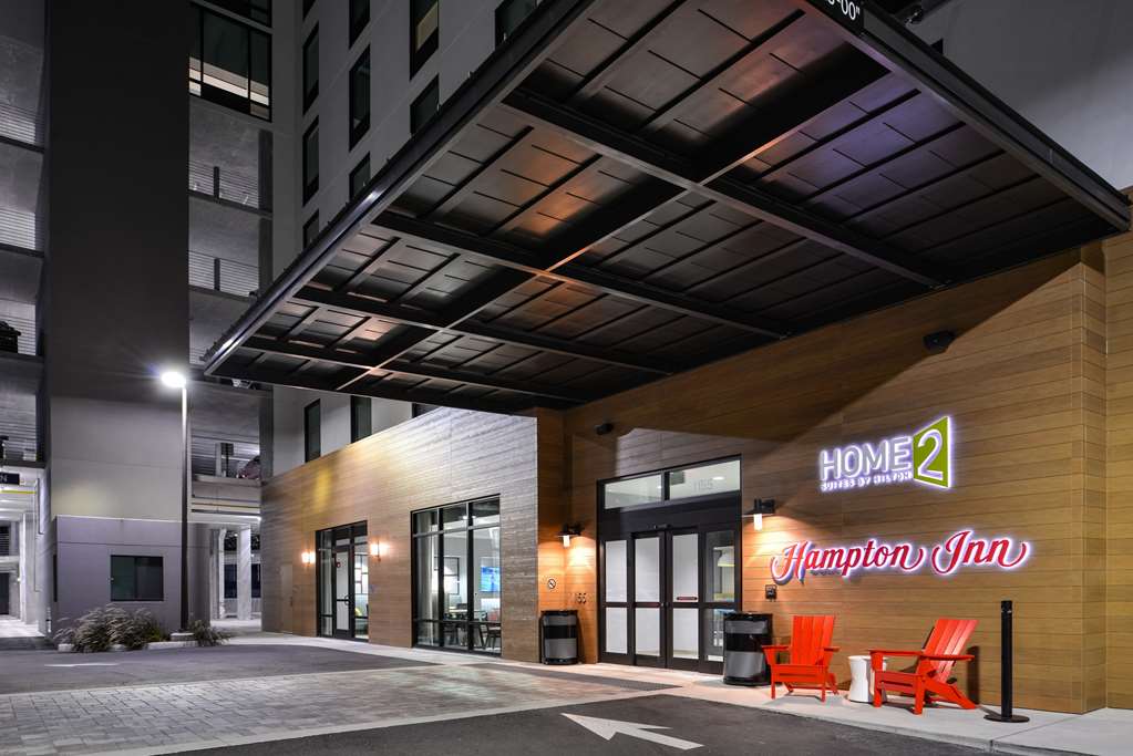 Фото Hampton Inn Tampa Downtown Channel District