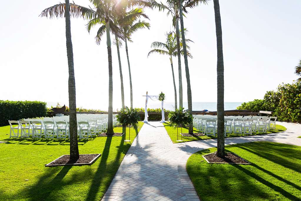 Фото Hilton Naples