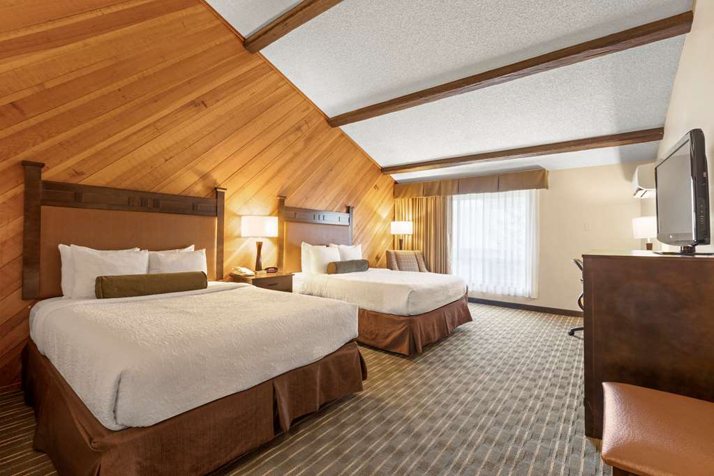 Фото Best Western Plus Tree House