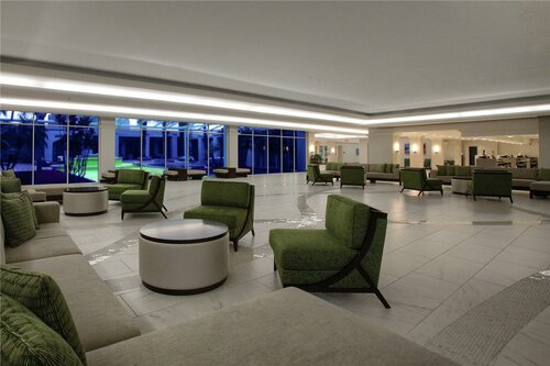 Гостиница DoubleTree by Hilton at the Entrance to Universal Orlando в Окои