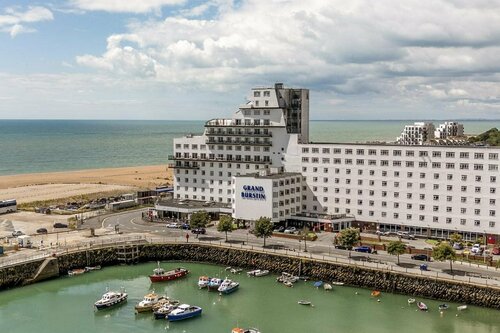 Гостиница Grand Burstin Hotel Folkestone в Фолкстоне