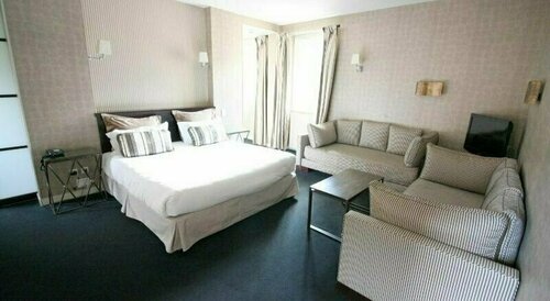 Гостиница Hotel du Tribunal в Мортань-о-Перше