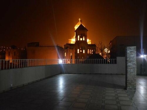 Гостиница Ренессанс отель в Тбилиси