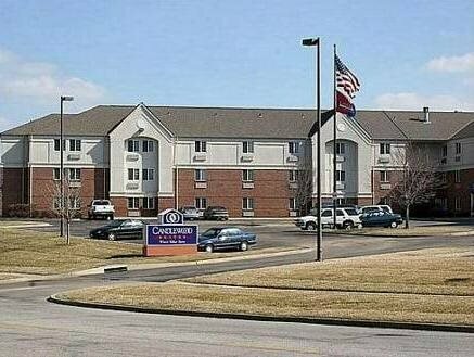 Гостиница MainStay Suites Kansas City Overland Park в Ленексе