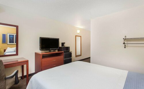 Гостиница Days Inn by Wyndham Austin в Остине