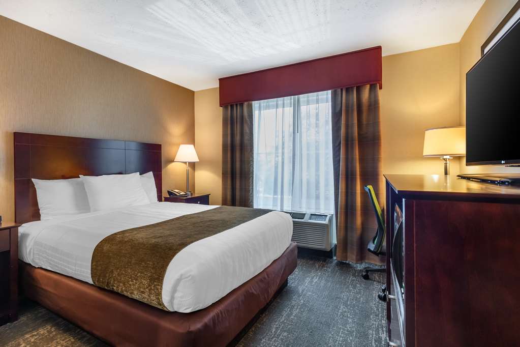 Фото Best Western Braintree Inn