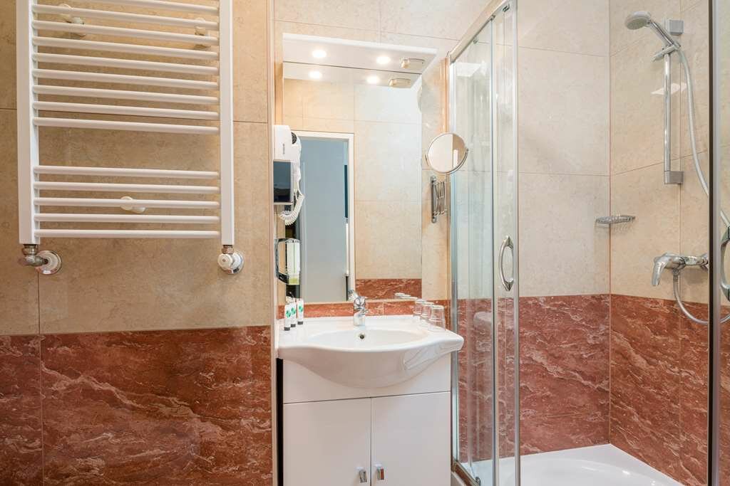 Фото Best Western Plus Celebrity Suites