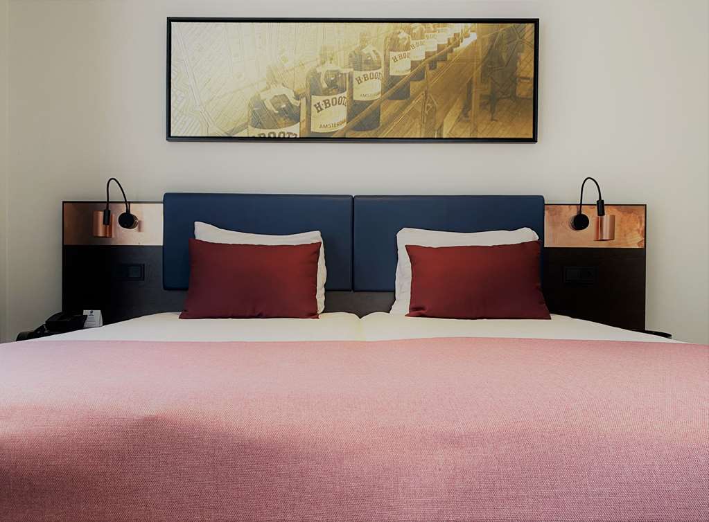 Фото Best Western Dam Square Inn