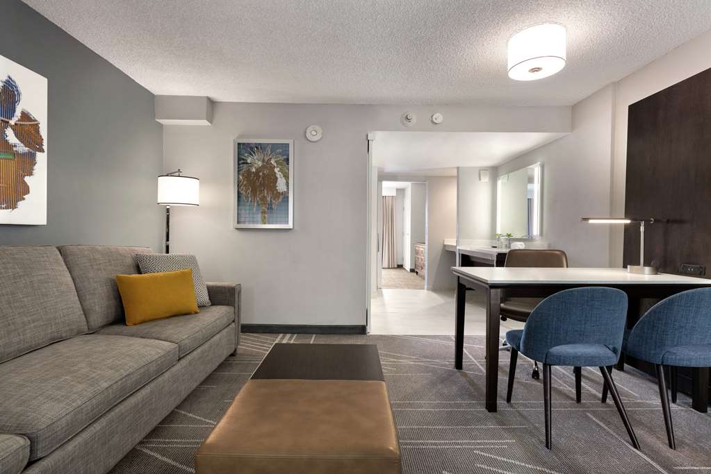 Фото Embassy Suites by Hilton Milpitas Silicon Valley