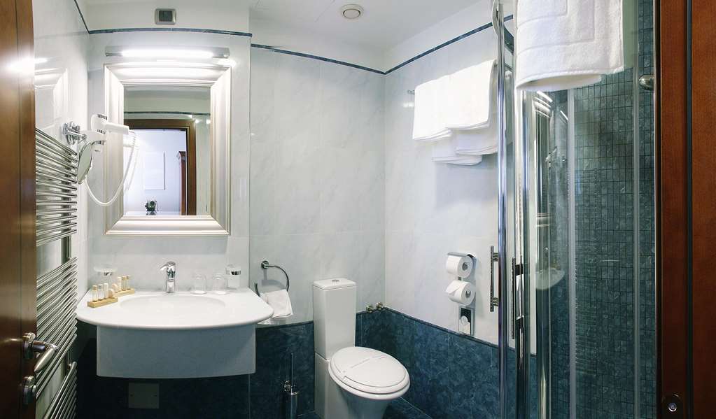 Фото Best Western Premier Hotel Astoria