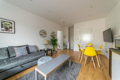 Гостиница Egale Apartments в Уотфорде